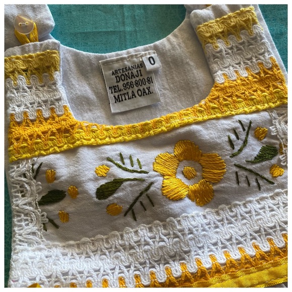 Artesanias Donaji embroidered dress NWOT - Picture 2 of 5